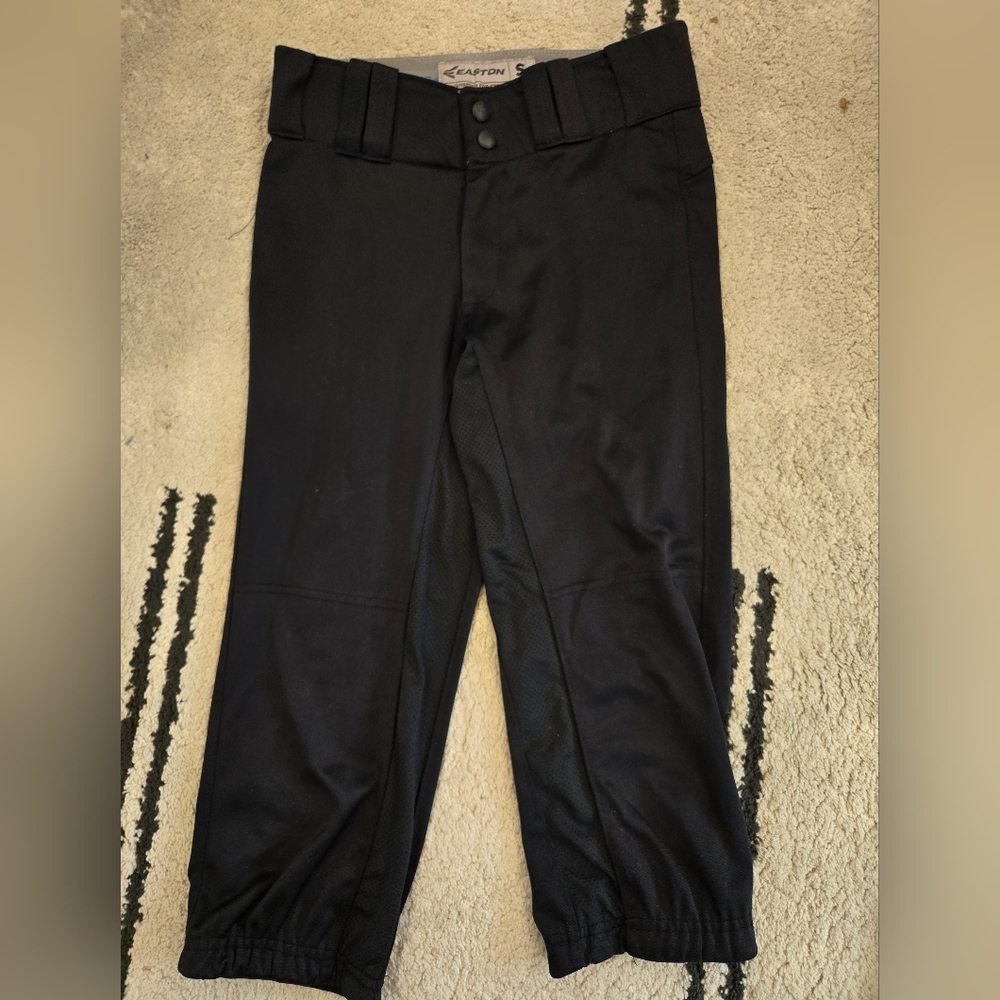Easton Women's Black Cropped Pants
